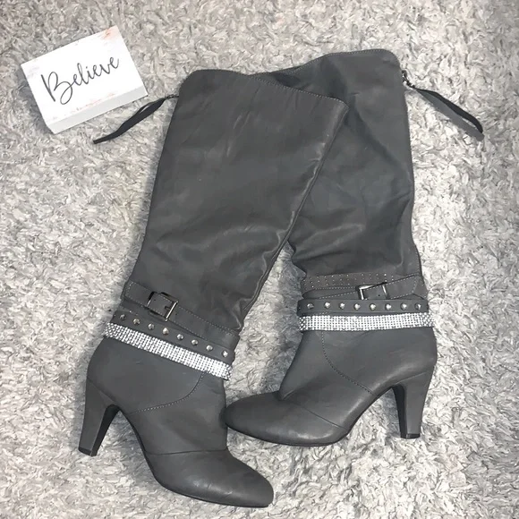 SOLD Gray Boutique Bling Boots🤍 - Picture 2 of 5